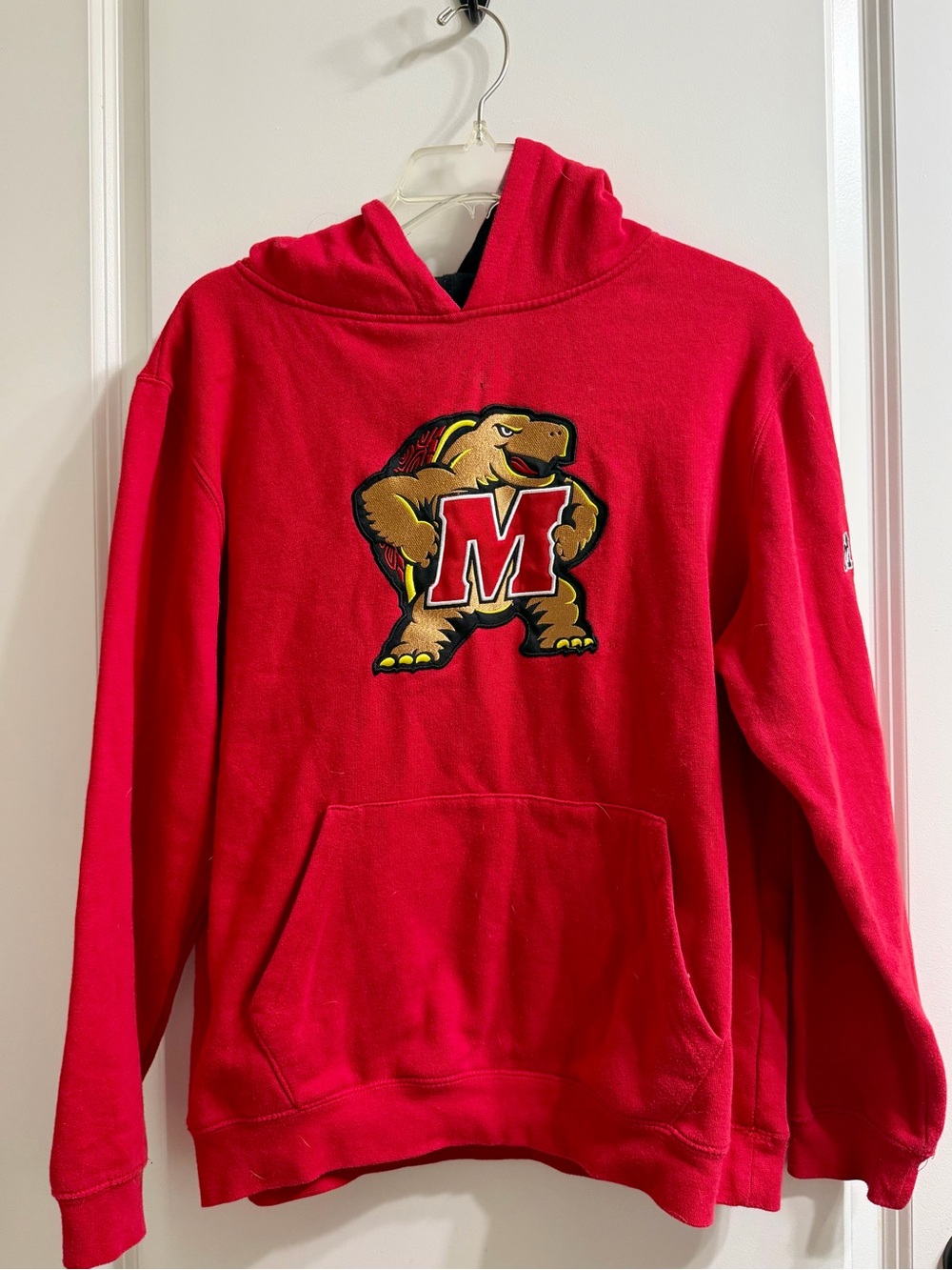 Red Maryland Terrapins Hoodie with embroidered logo. Youth XL